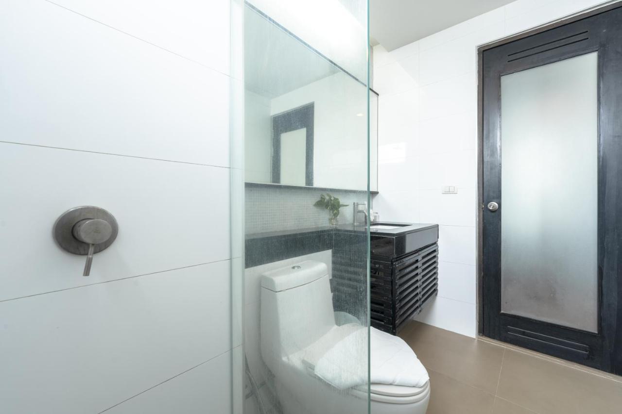 G1 Touch Blue Sky Kamala Beach Room photo